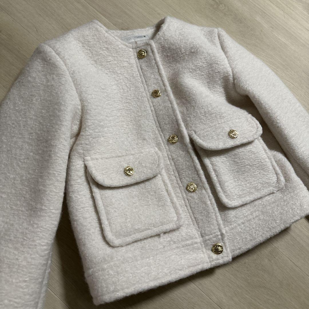 ZARA ブークレカーディガン - メルカリ