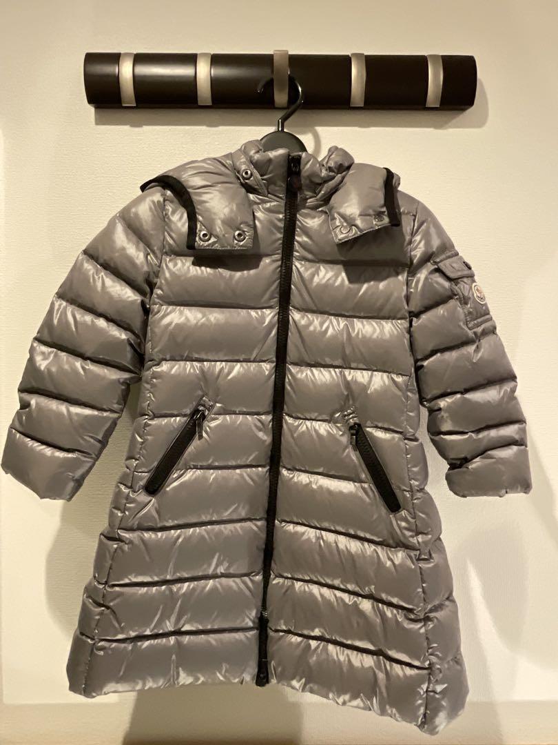 MONCLER シルバー ダウンコート フード付き