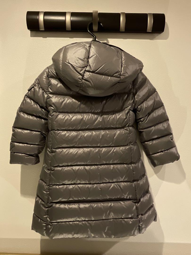 MONCLER シルバー ダウンコート フード付き