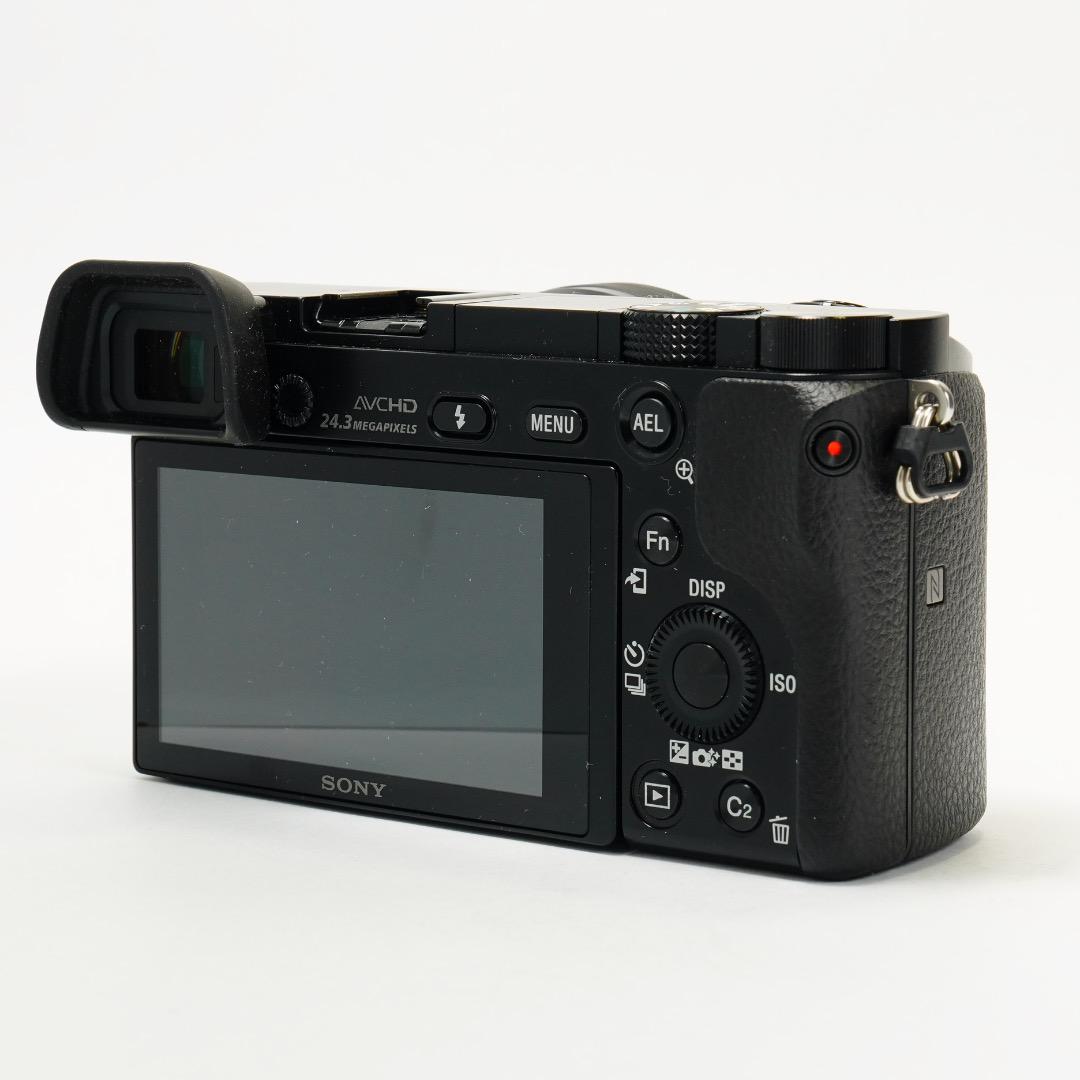 S393枚 Sony α6000 パワーズームキット ブラック 高画質 軽量
