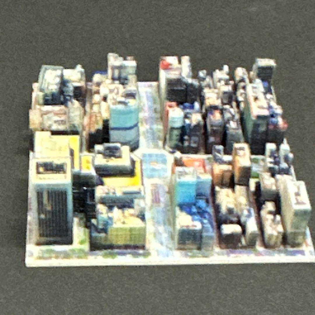 ミニチュア　ジオラマ　銀座5cm フィギュアに　1/64より小　フルカラー完成品 1/43 Q-C-01 フィギュア 完成品 ミニカーに 1/64より大 美少女