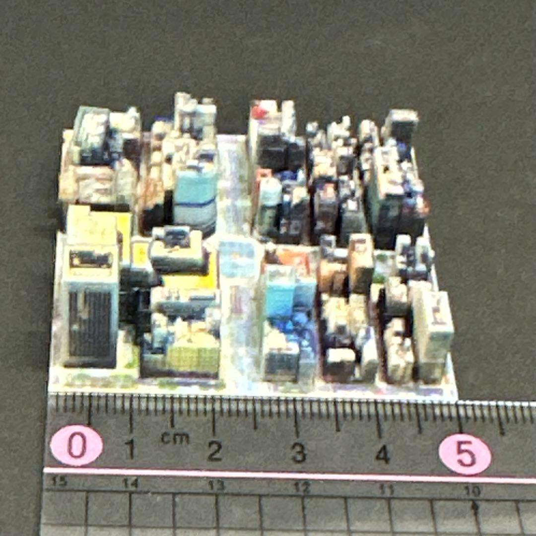 ミニチュア　ジオラマ　銀座5cm フィギュアに　1/64より小　フルカラー完成品 1/43 Q-C-01 フィギュア 完成品 ミニカーに 1/64より大 美少女