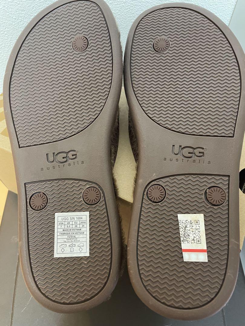 新品未使用！！　UGG アグ　サンダル　ファーもこもこ