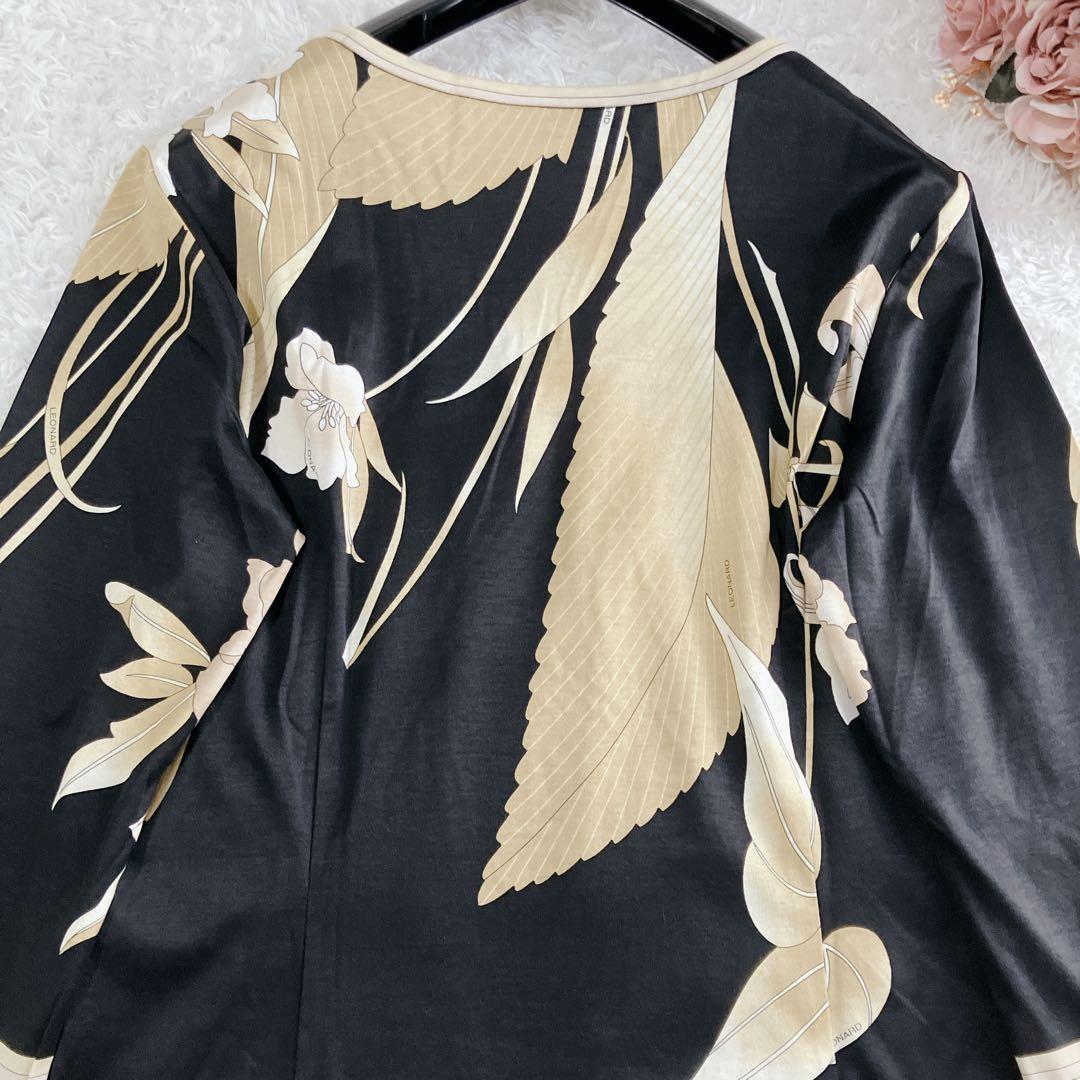 美品✨光沢感 レオナール カットソー トップス トリム 花 バラ ネイビー XL 美品✨光沢感 レオナール カットソー トリム 花 ライトストーン