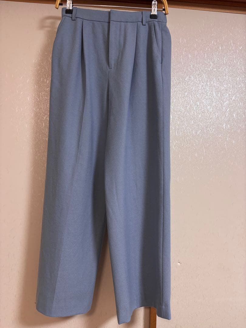 起毛タックパンツ