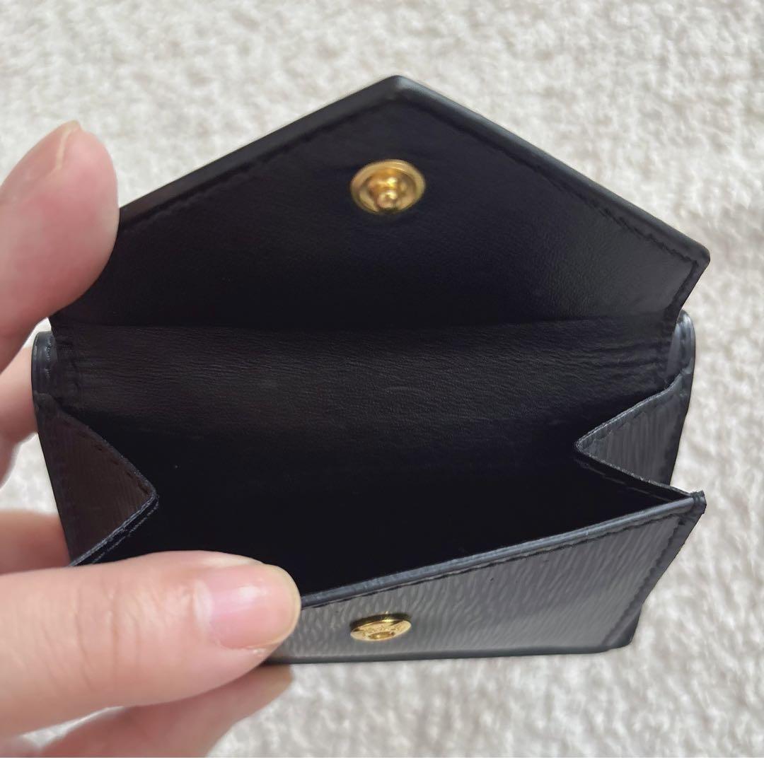 PRADA プラダコンパクト三つ折り財布 レザー 三角ロゴ 小物