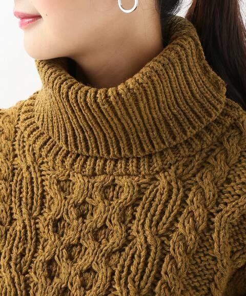 HAND CABLE SHORT KNIT TOPS