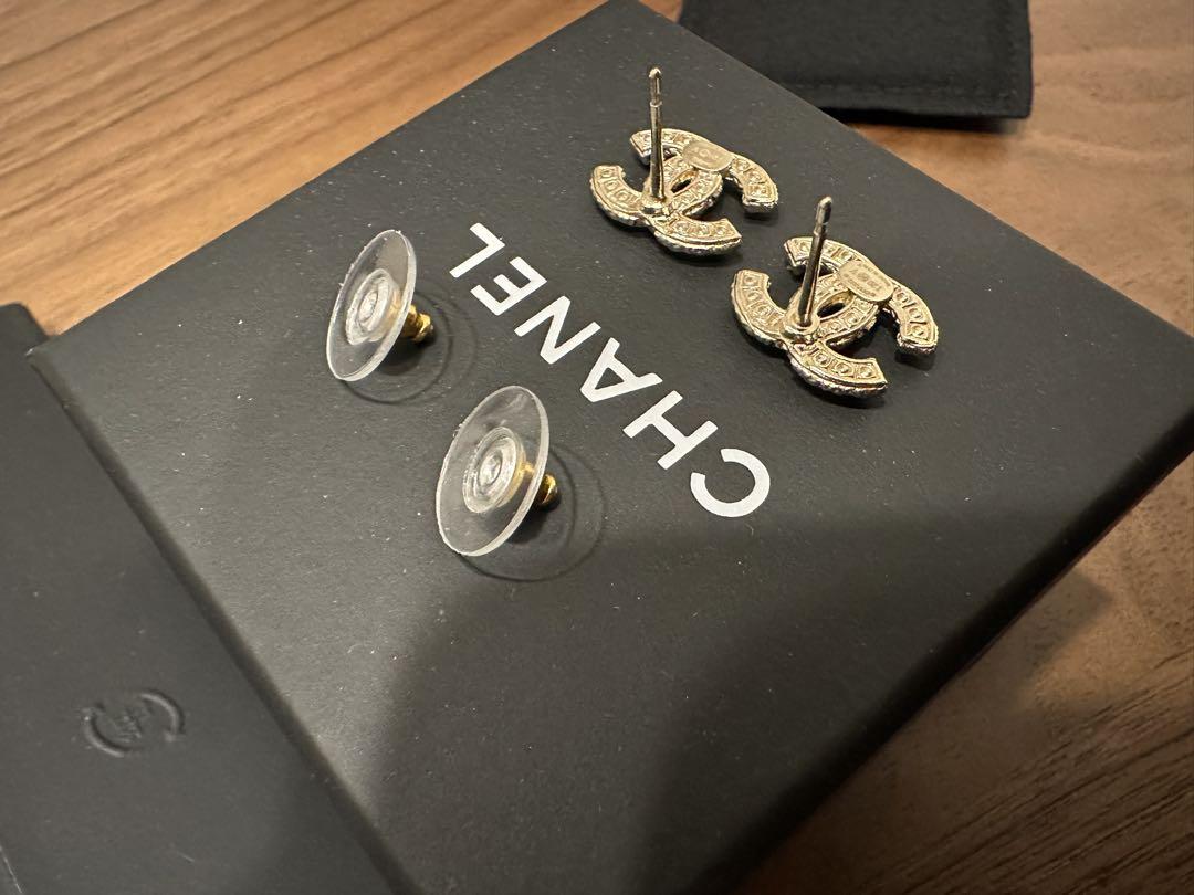 CHANELシャネル パールピアス ココマーク