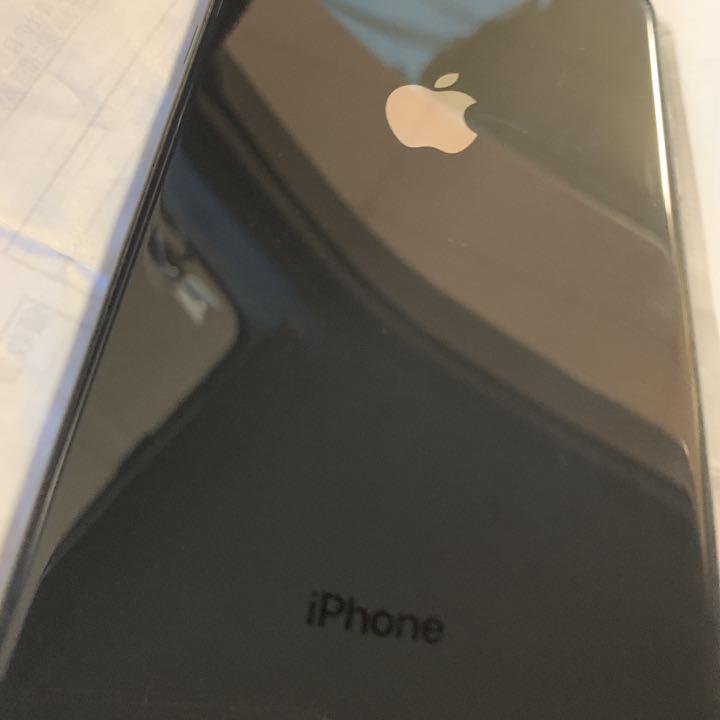 iPhone 8 Plus Space Gray 64 GB docomo