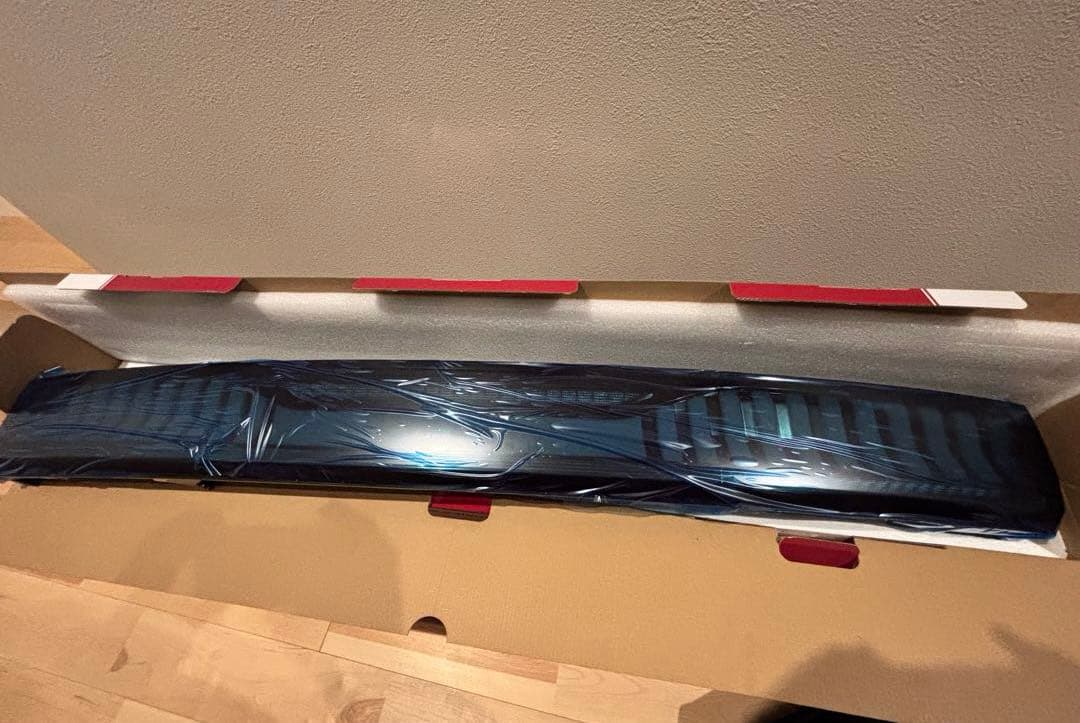 Valenti(ヴァレンティ)テールランプトヨタ 90系ヴォクシー Valenti(ヴァレンティ)テールランプトヨタ 90系ヴォクシー