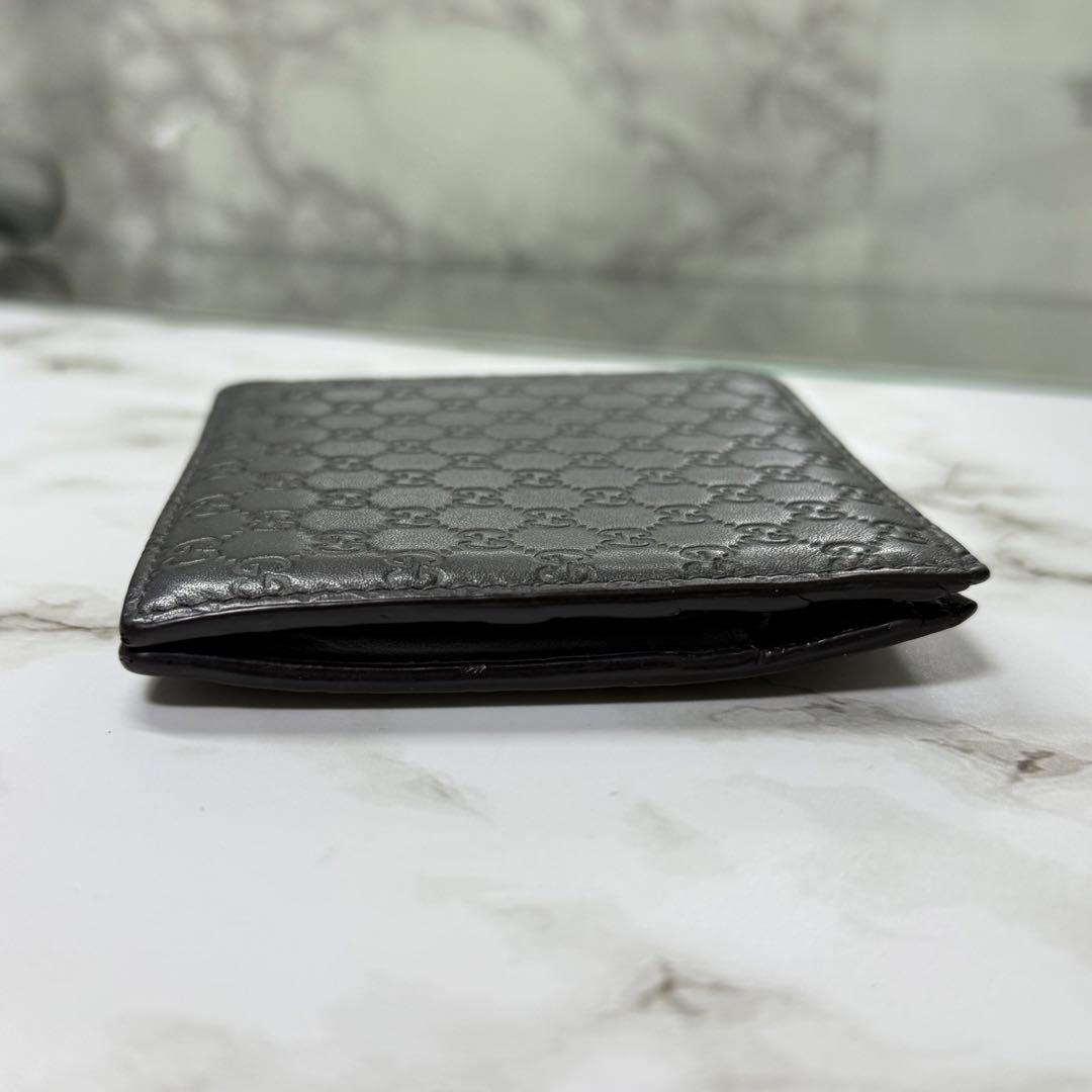 GUCCI グッチ