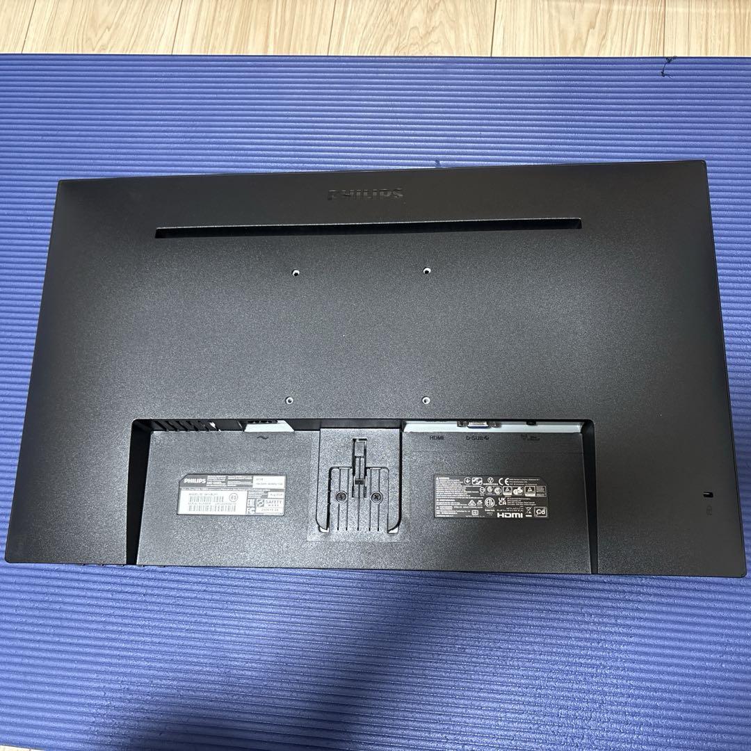 Philips V Line 24インチモニター 本体
