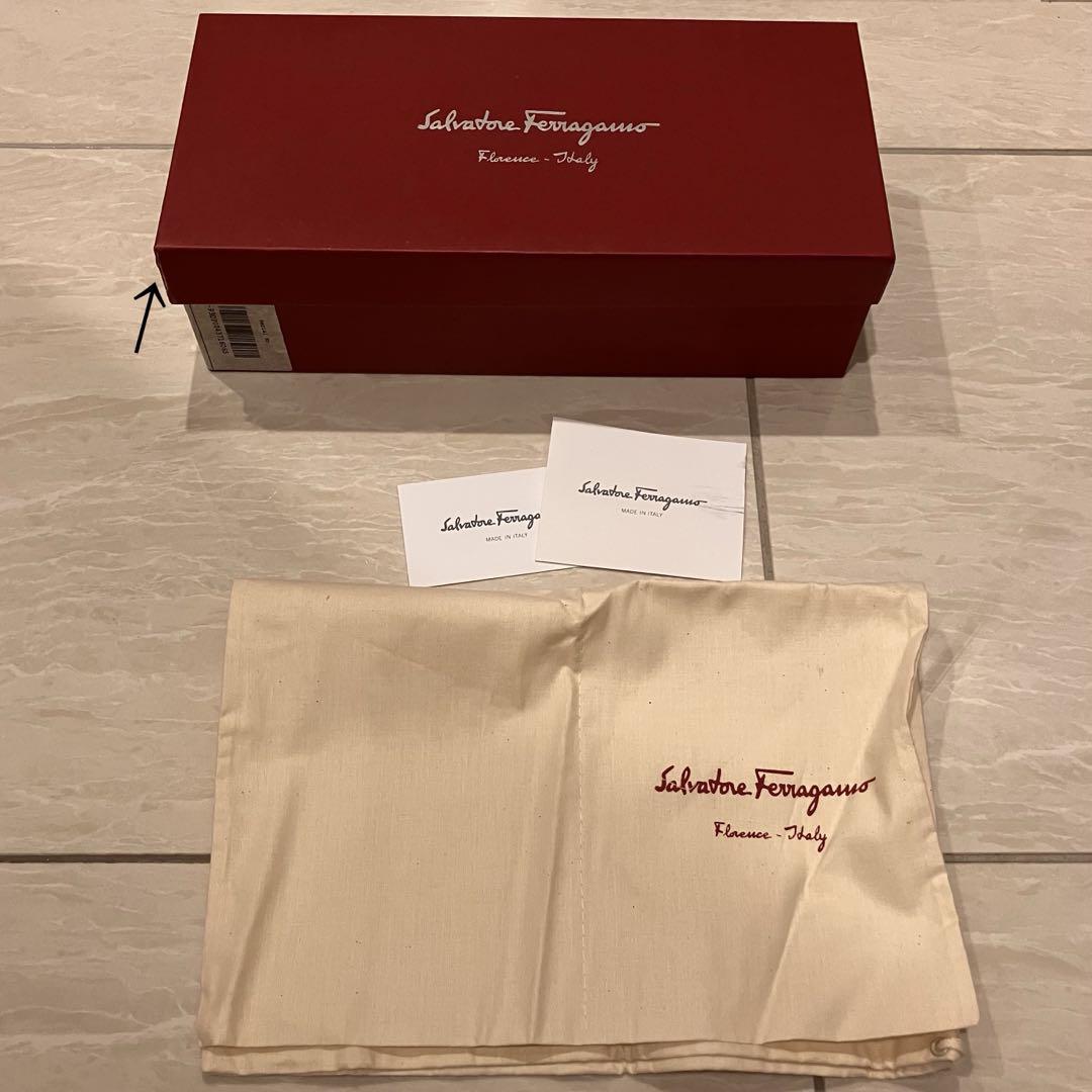 【美品】Ferragamo ヴァリナ　バレリーナ/フラットシューズ