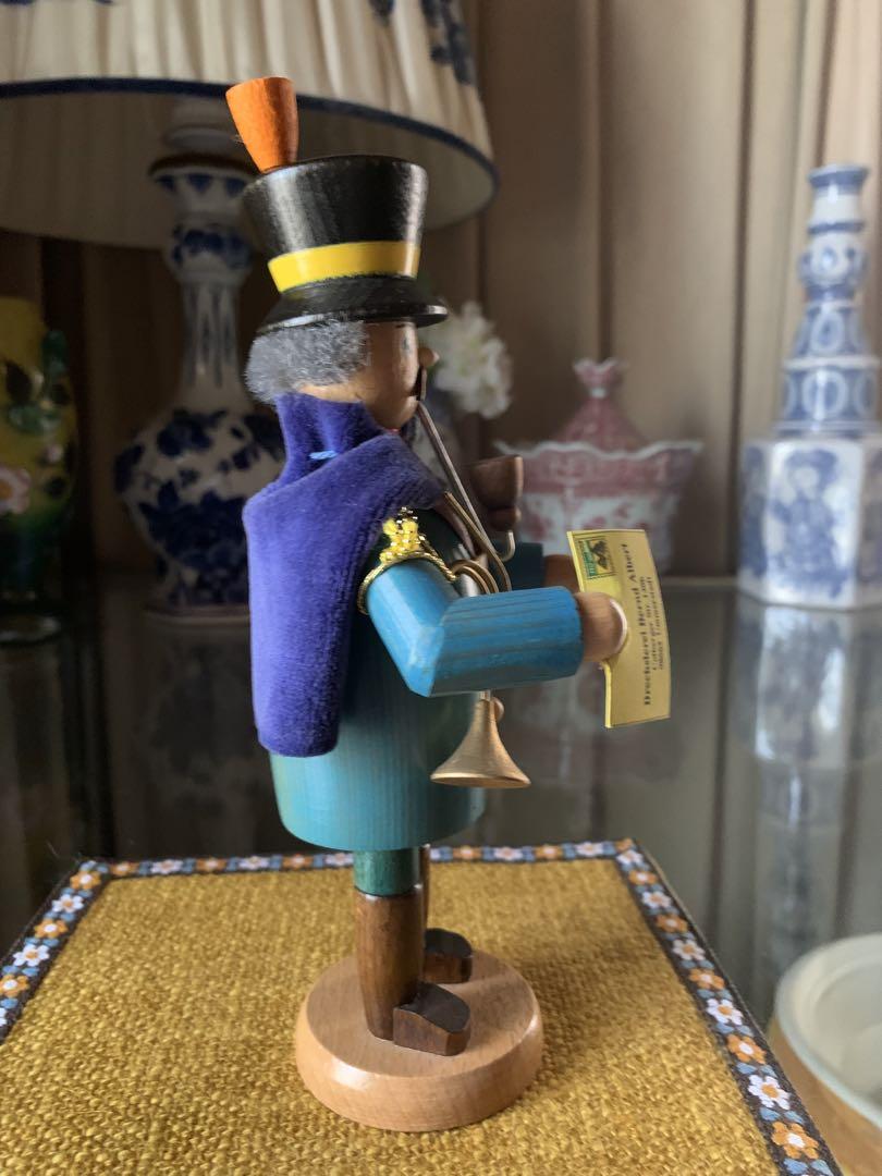 ドイツ製パイプ人形　ビンテージ未使用品の郵便屋さん細かい所まで作られた綺麗な色！