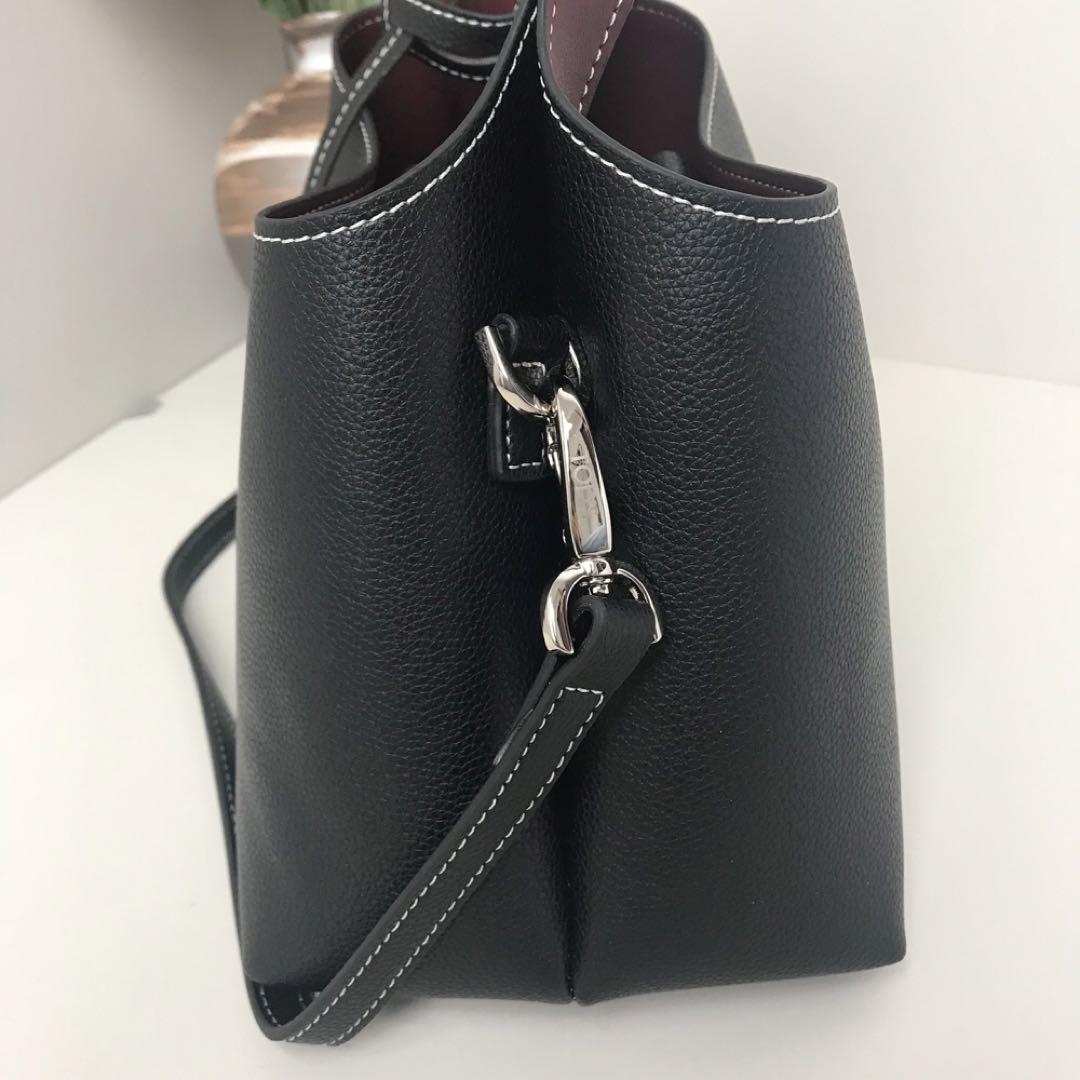 新品未使用☆TOD’S ショルダーバッグ