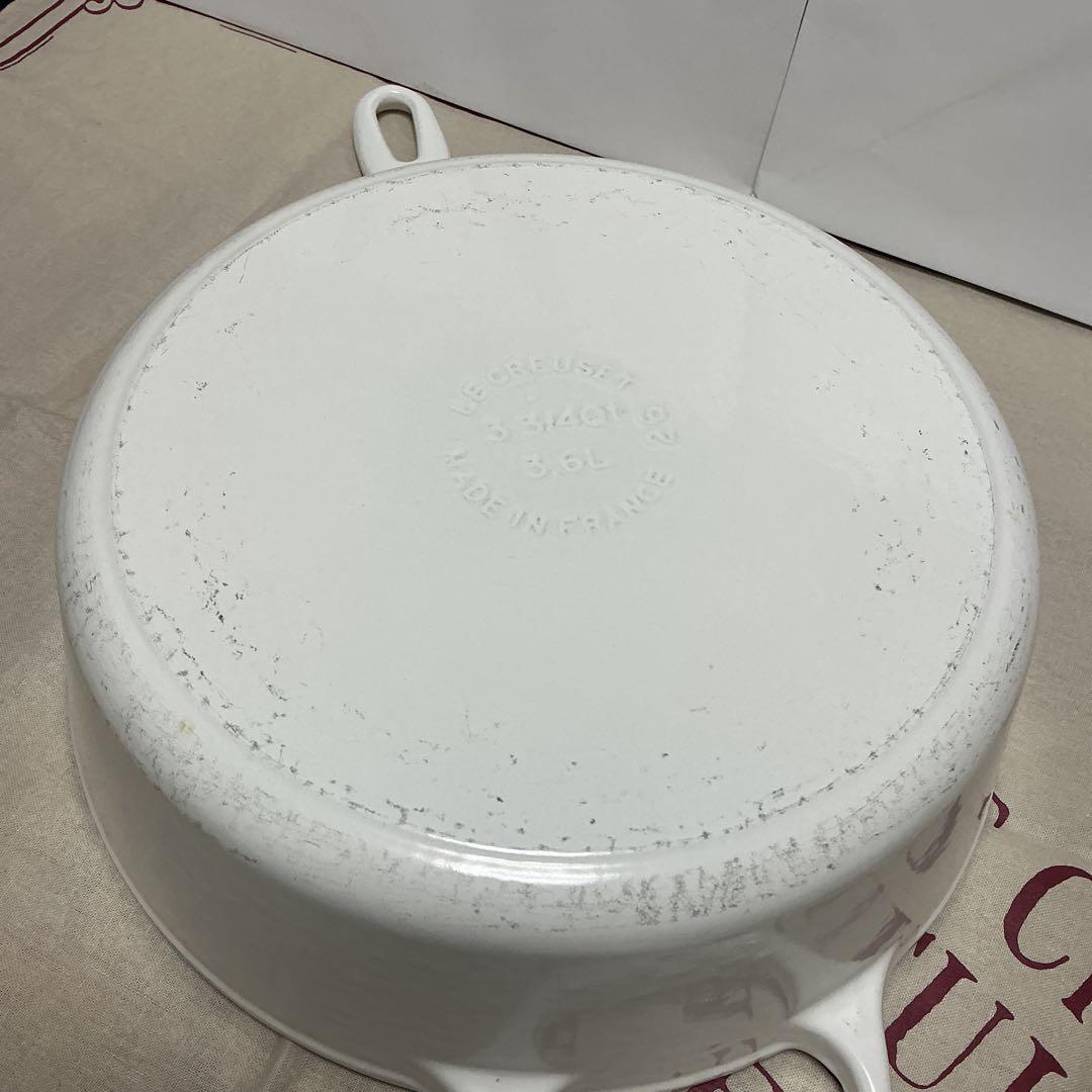 ルクルーゼ　シグニチャ シャローソースパン　26cm ホワイト　中古品