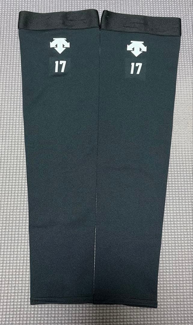 大谷翔平 支給品 実使用 アームスリーブ ブラック目立った傷や汚れなし