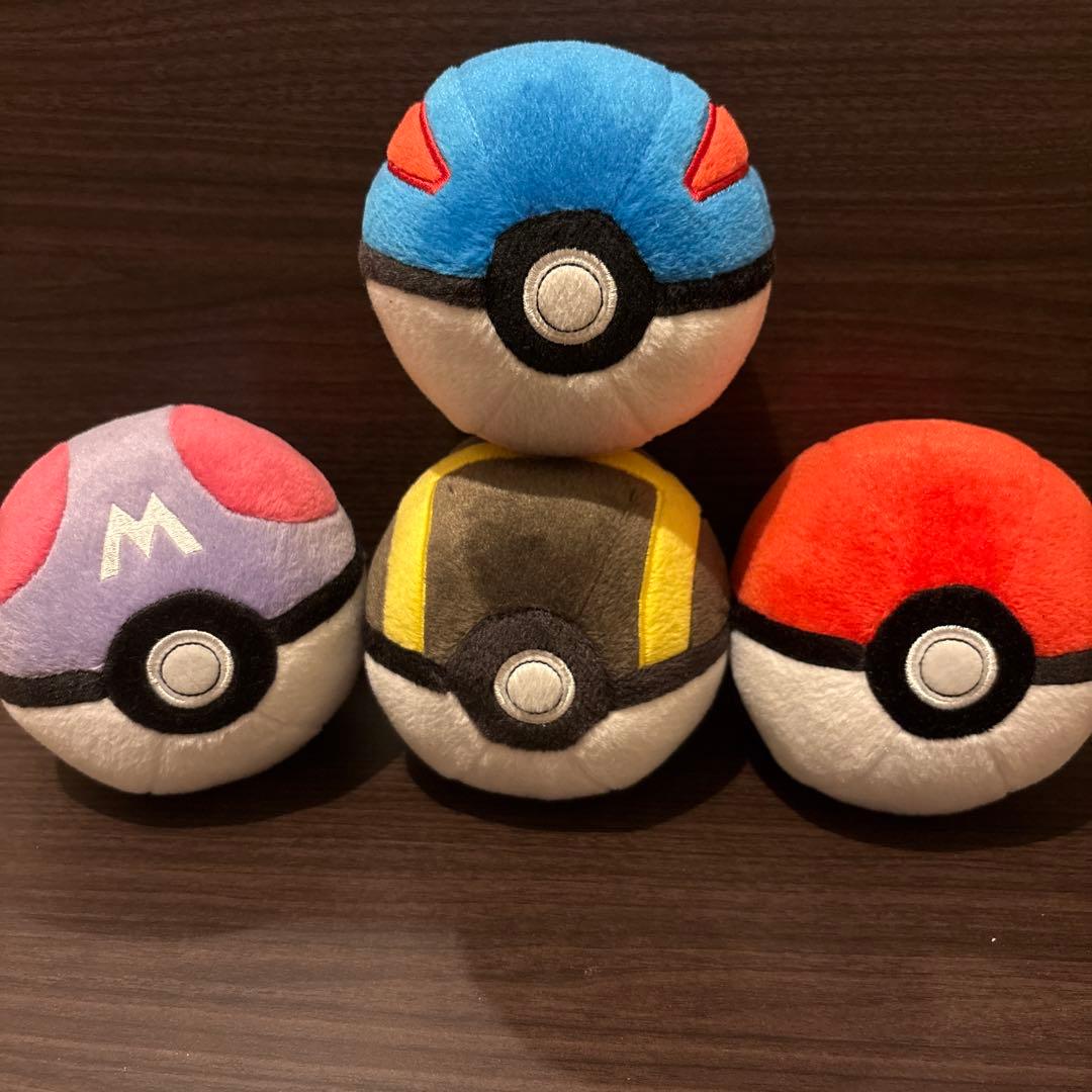 ポケモンボールぬいぐるみ4個セット タカラトミー - メルカリ