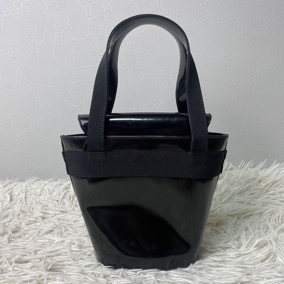 美品✨サルヴァトーレフェラガモ ハンドバッグ ヴァラ パテントレザー ブラック