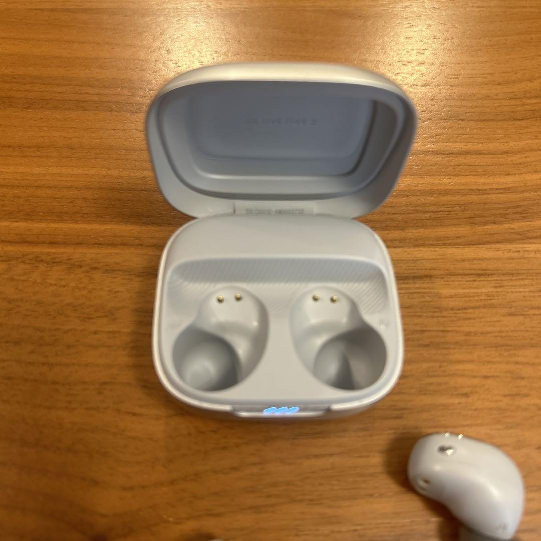 現状品！JBL LIVE FREE 2 ワイヤレスイヤホン