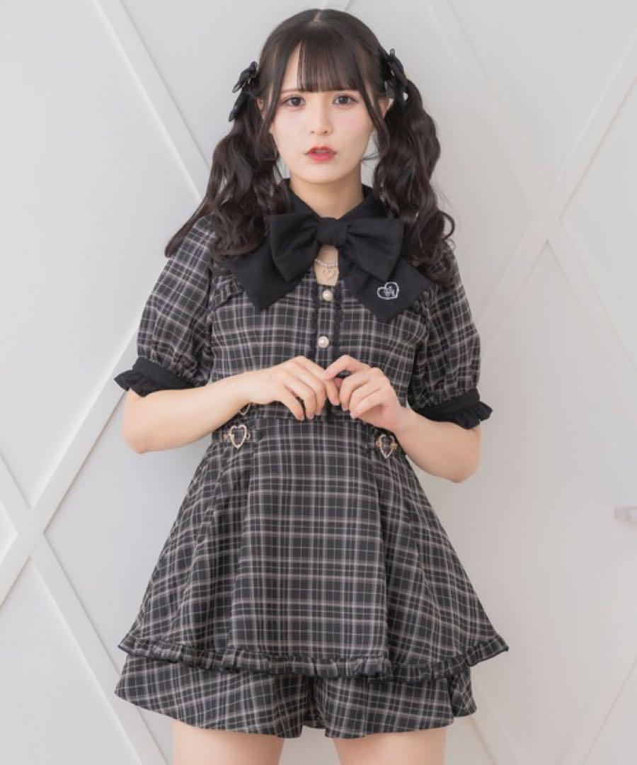 ROJITA セットアップ リボンロゴ入りサイドバックルセットアップ