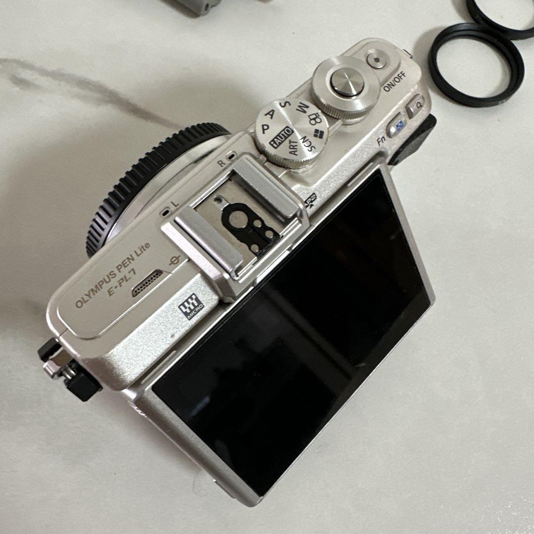 【スマホ転送OK】OLYMPUS E-PL7 ダブルズームキット 付属品多数