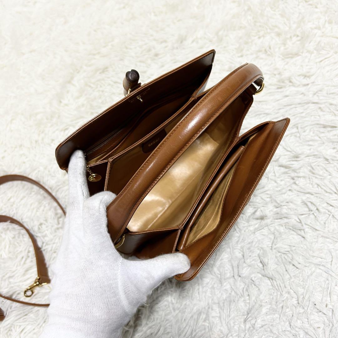 極美品　グッチ　バンブー　ターンロック　ショルダーバッグ　2way レザー　茶色