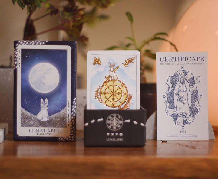 新品国産 新品 未開封 Luna Lapin Tarot タロットカード② KJosE-m43368136708 超特価激安