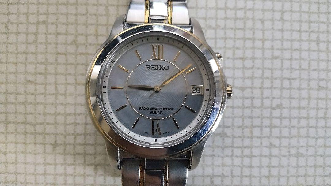 SEIKO Solar 腕時計 日付表示付き