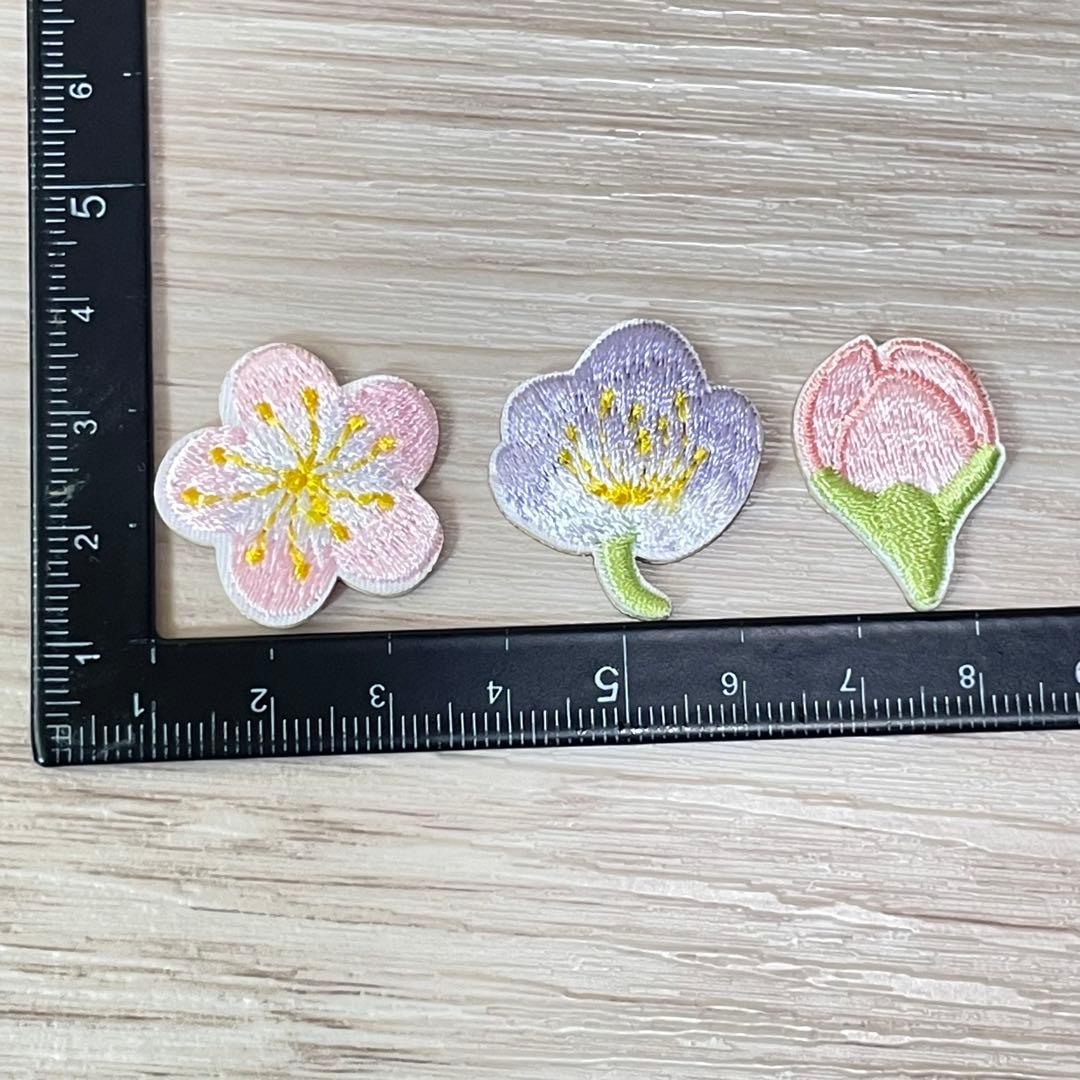 14枚 剥がせる アイロン接着 刺繍 アップリケ 花 桜 ピンク ブルー 紫 14枚 剥がせる アイロン接着 刺繍 アップリケ 花 桜 ピンク ブルー 紫