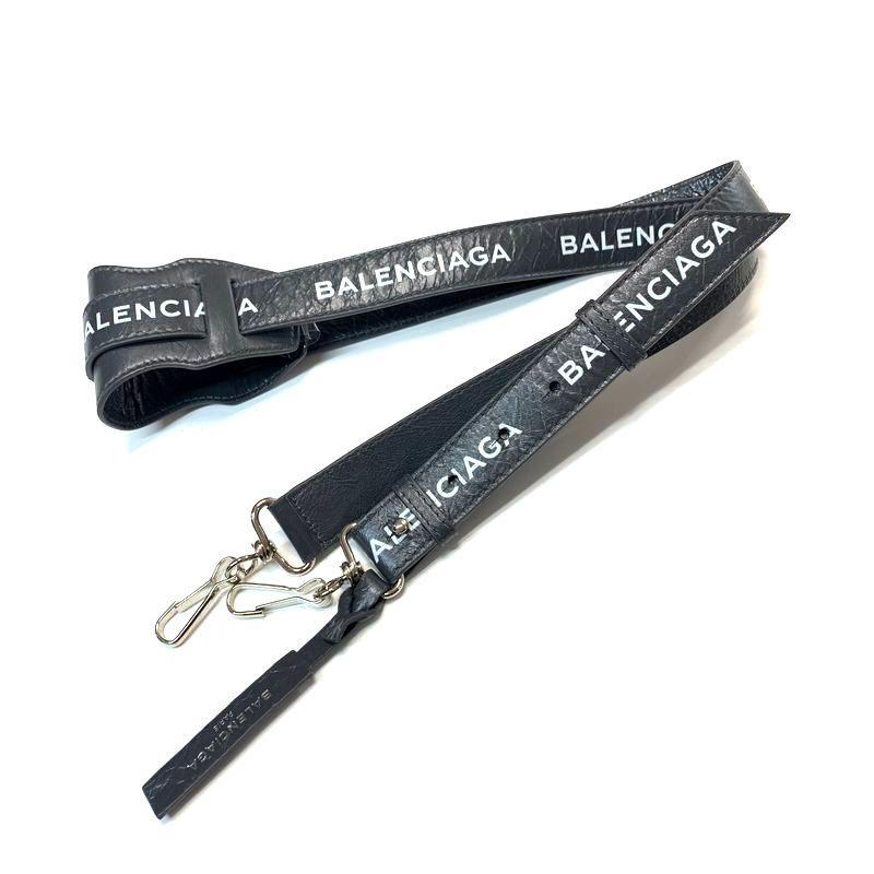 BALENCIAGA バレンシアガ ロゴ レザー クラシックストラップ 斜め掛け