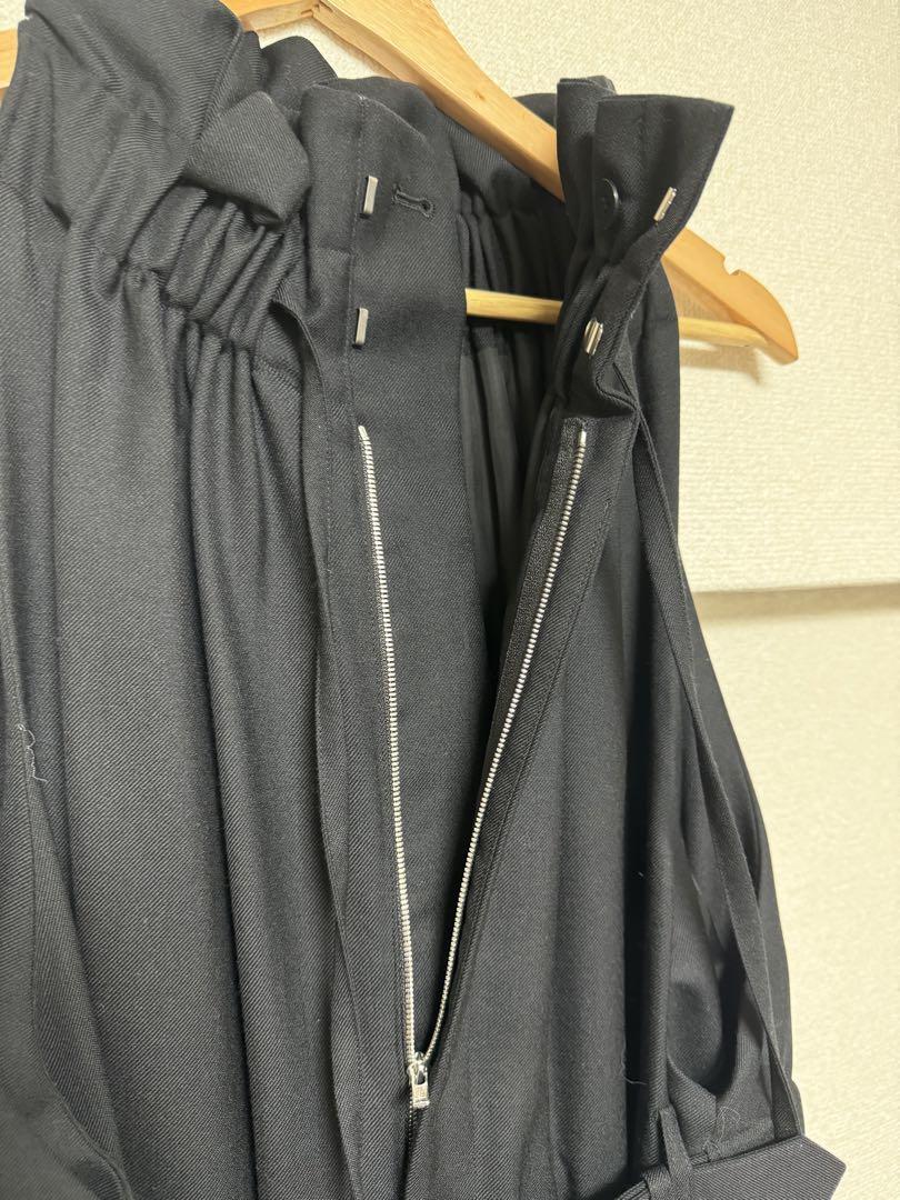 noir kei ninomiya オールインワン/サロペット 黒 2019325E0035 noir kei ninomiyaのオールインワン・サロペットを使った人気