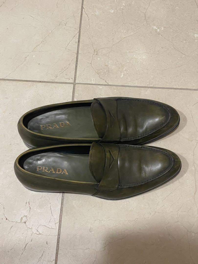 PRADA オリーブ　グリーン ローファー　プラダ