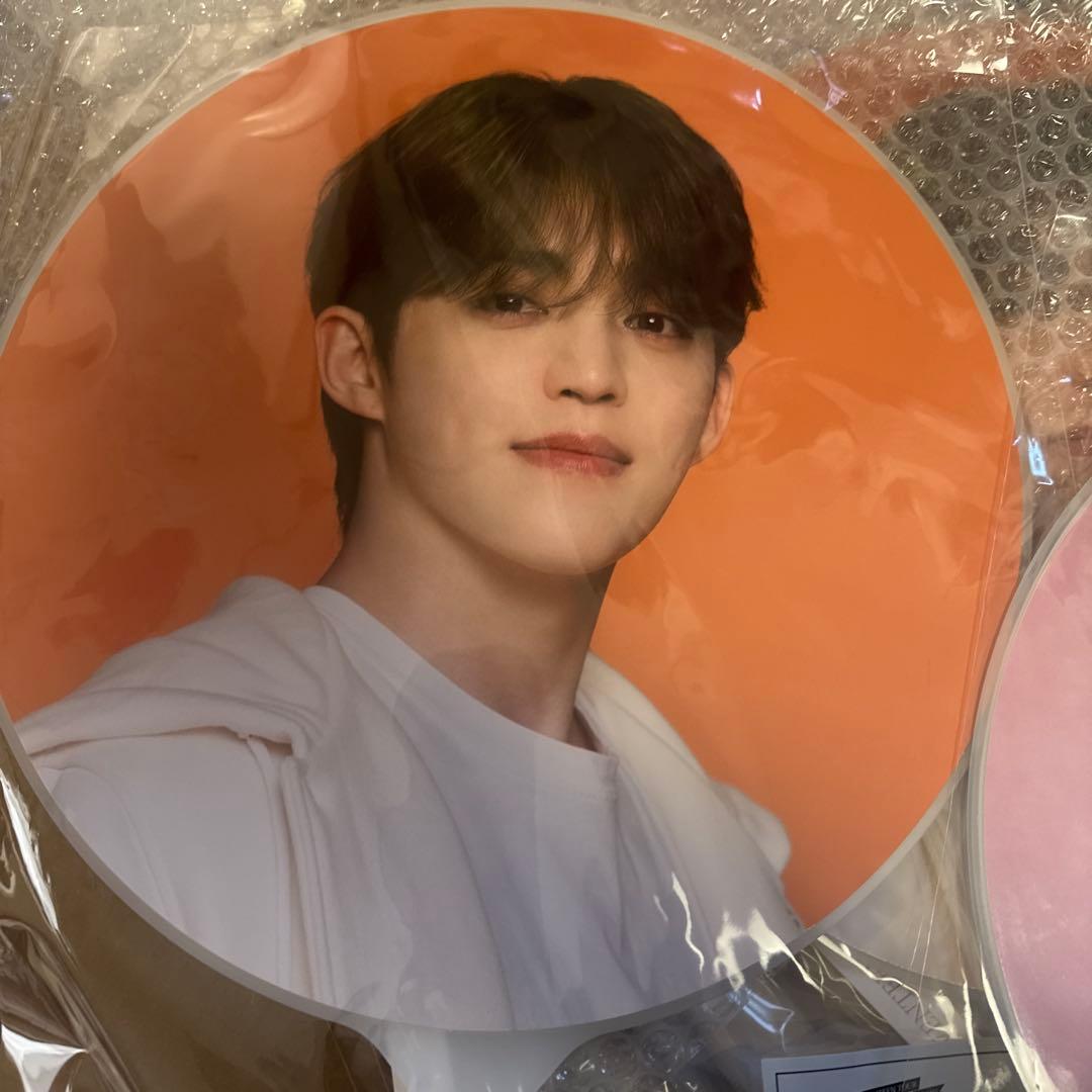 セブチ エスクプス うちわ CARAT LAND ケレン - メルカリ セブチ エスクプス うちわ CARAT LAND ケレン - メルカリ