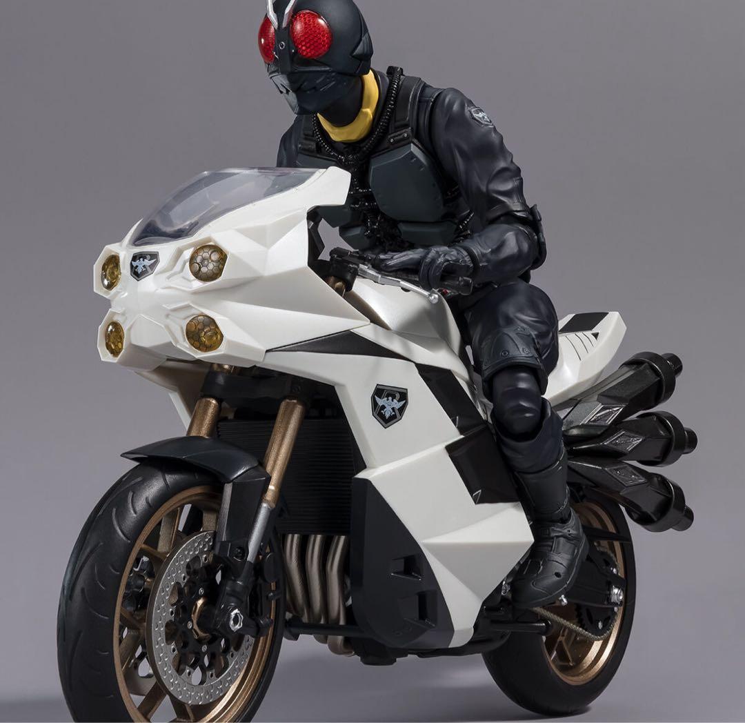 S.H.Figuarts 大量発生型相変異 バッタオーグ サイクロン号BANDAI SPIRITS