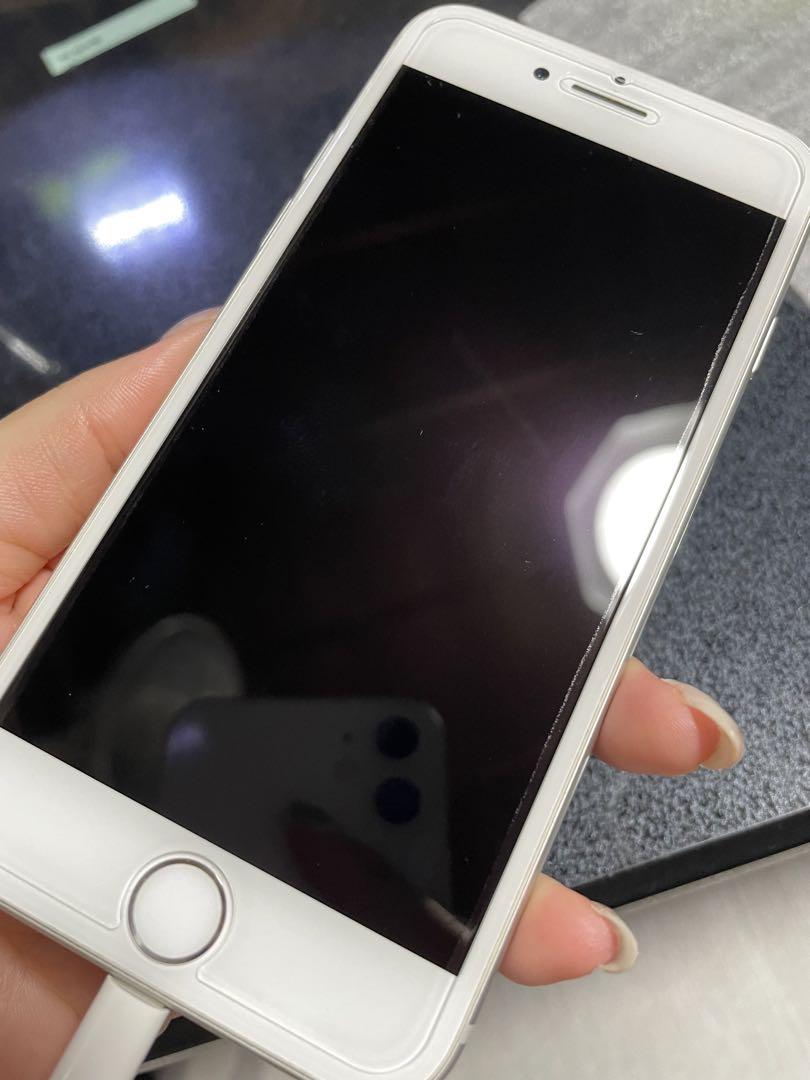 HAHA iPhone本体 iPhone 8 シルバー 64 GB - スマートフォン本体人気