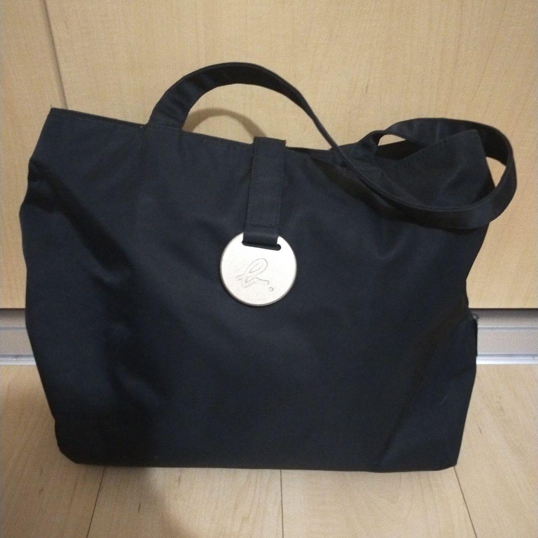 Agnes b. ブラック トートバッグ