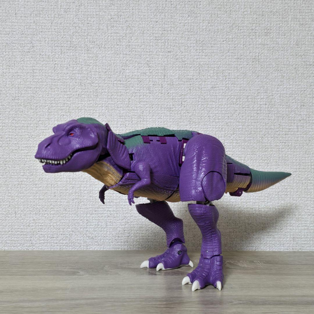 KD-04 メガトロン