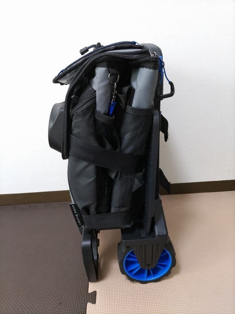 キャリー付きクーラーバッグタイタン