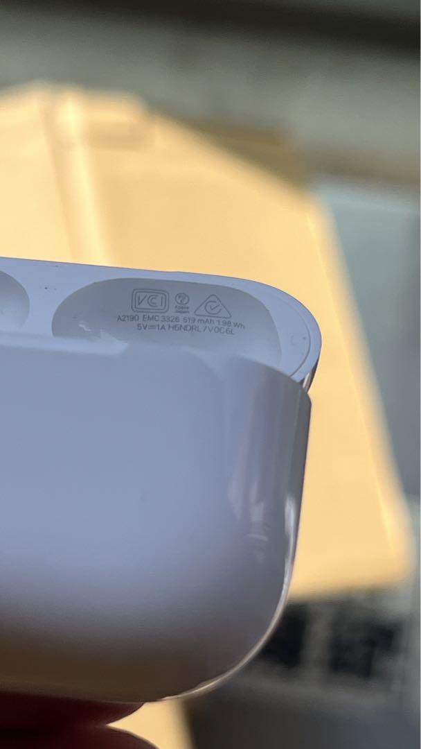 AirPods Pro A2084 本体 ホワイト 第 1 世代