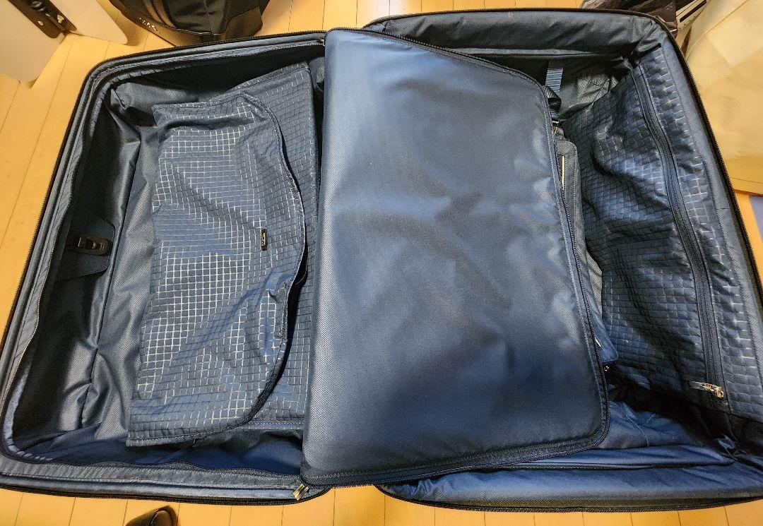 【高級】TUMI ARRIVE キャリーケース　エクスパンダブル　ブラック　中型