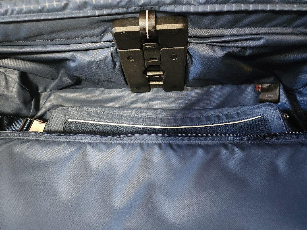 【高級】TUMI ARRIVE キャリーケース　エクスパンダブル　ブラック　中型