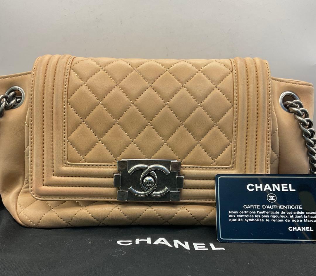 CHANEL シャネル　ボーイシャネル　ベージュ　ショルダーバック
