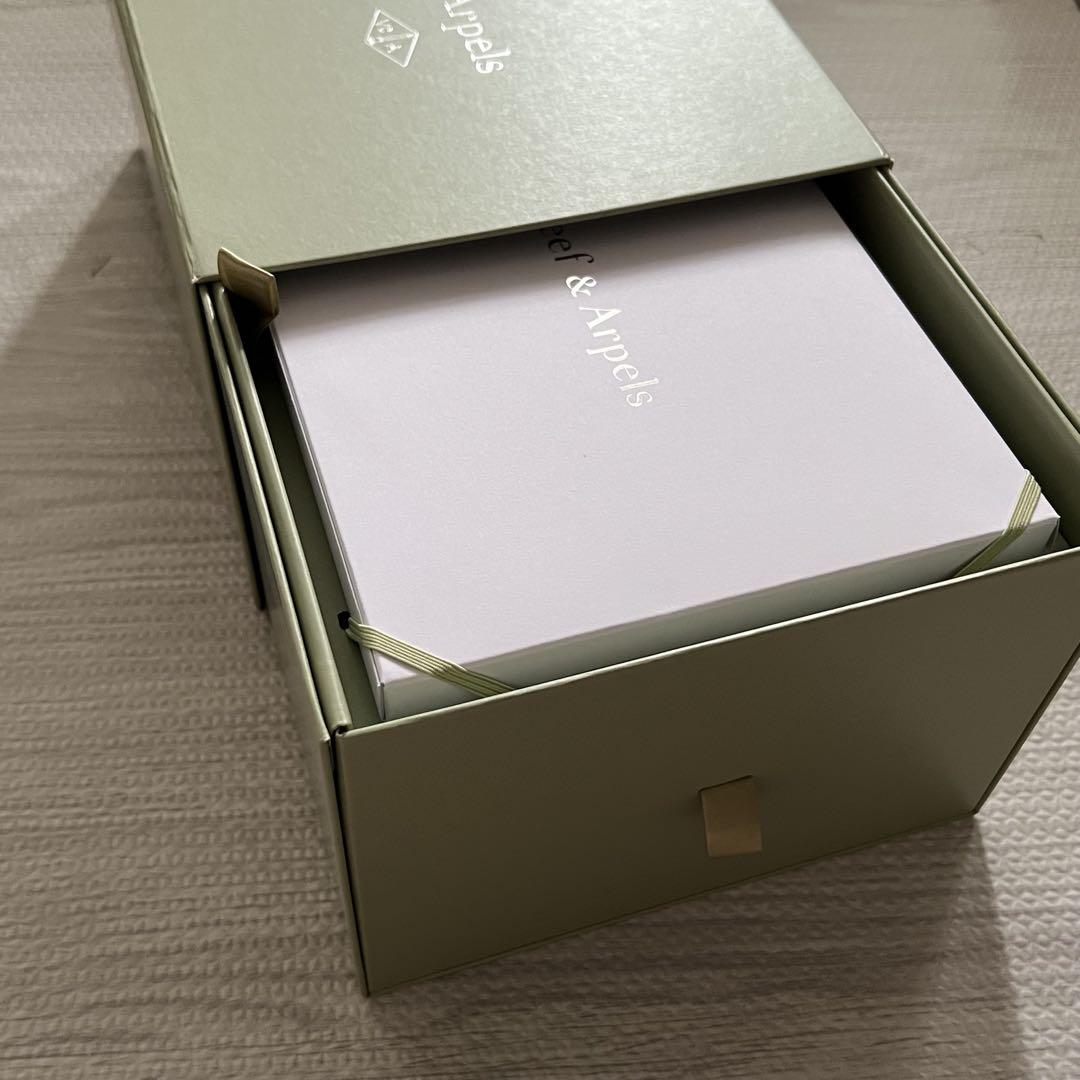 ヴァン クリーフ&アーペル　《フリヴォル　ブレスレット　ミニモデル》