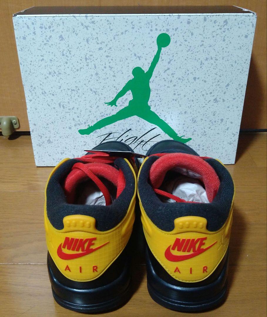 【中古美品】NIKE AIR JORDAN 4 RM 
