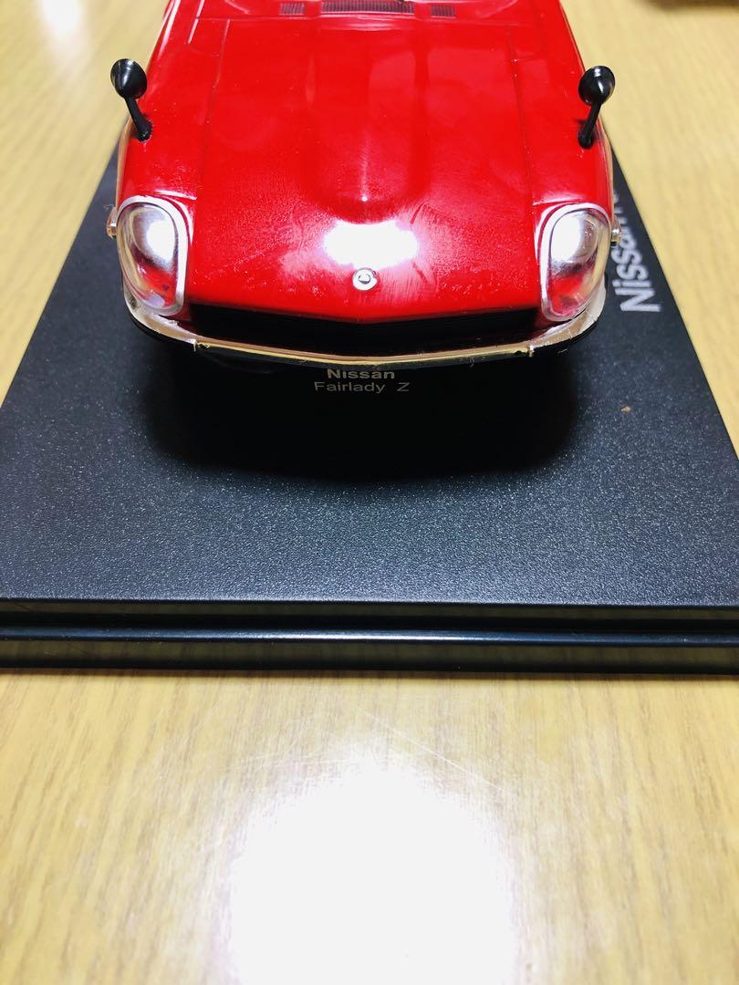 Nissan Fairlady 240Z (1971) 赤