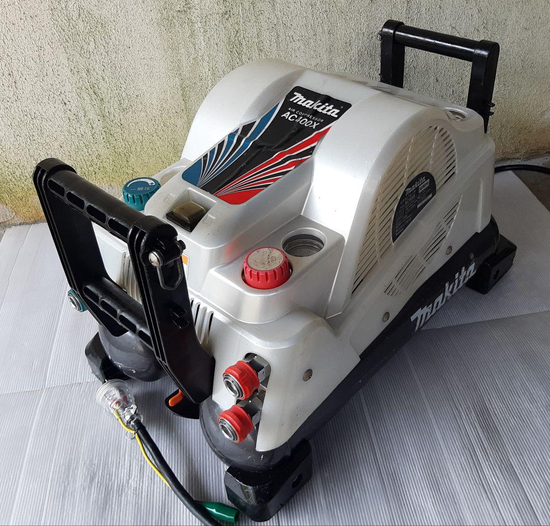 ☆マキタ(makita) 常圧/高圧エアコンプレッサー AC400X【戸田店