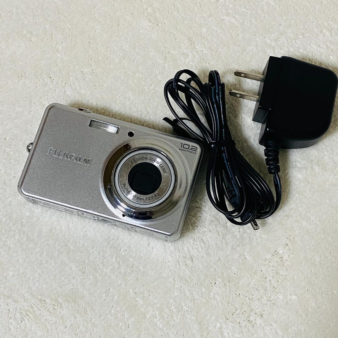 富士フイルム　FUJIFILM FINEPIX J27 シルバー