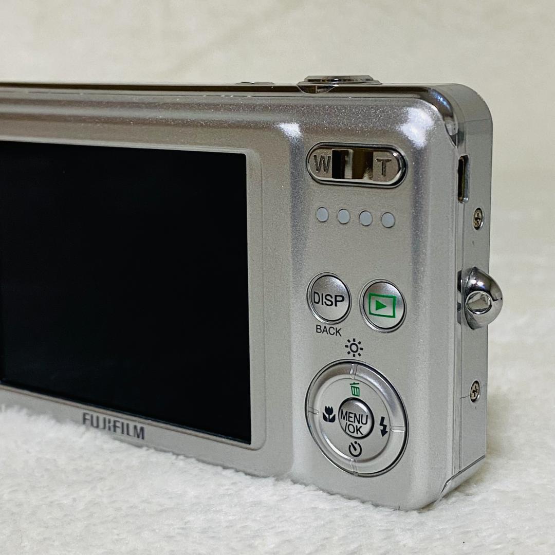 富士フイルム　FUJIFILM FINEPIX J27 シルバー