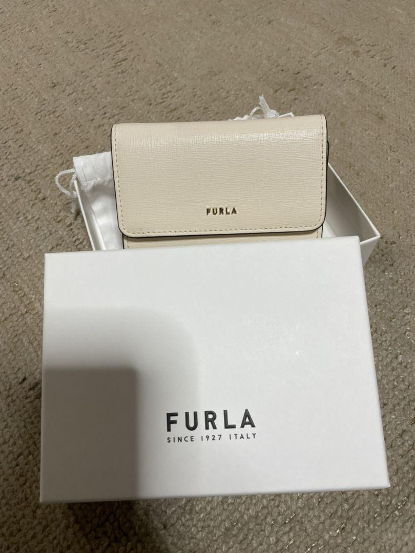 FURLAの折りたたみ財布♪